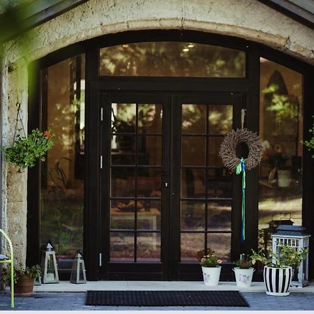 Lawendowa Stajnia Bed & Breakfast Lwowek Slaski Ngoại thất bức ảnh