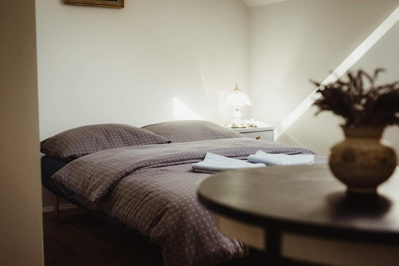 Lawendowa Stajnia Bed & Breakfast Lwowek Slaski Ngoại thất bức ảnh