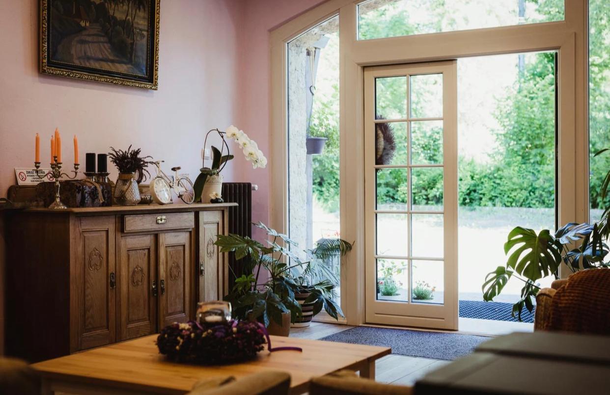 Lawendowa Stajnia Bed & Breakfast Lwowek Slaski Ngoại thất bức ảnh