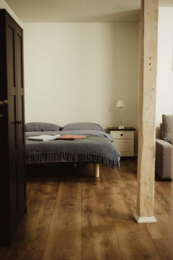 Lawendowa Stajnia Bed & Breakfast Lwowek Slaski Ngoại thất bức ảnh